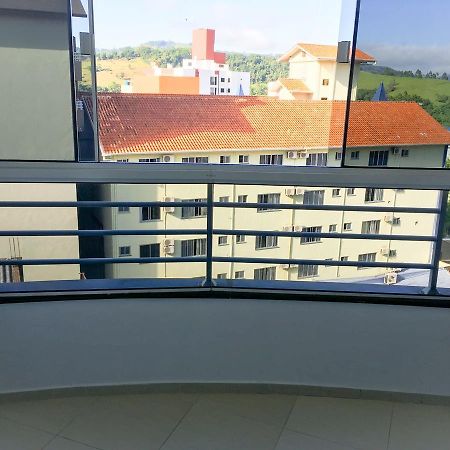 Edificio Summer Ville Piratuba Esterno foto